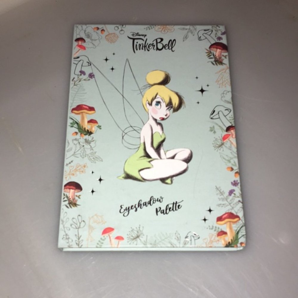 HP🎊🎊Tinker Bell Eyeshadow Palette